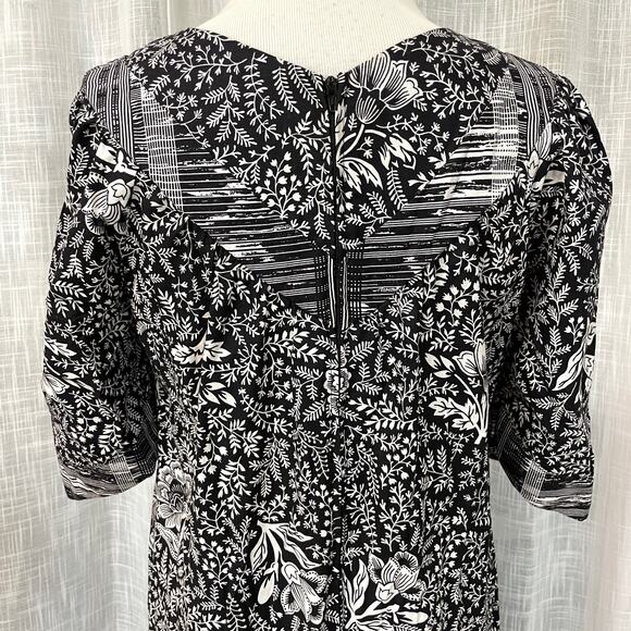 Vintage Mako Hawaii Womens Hawaiian Muumuu Dress 7/8 Black White Floral Ruffle - Picture 9 of 15